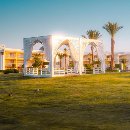 Palm Royale Resort - Soma Bay Bagian luar foto