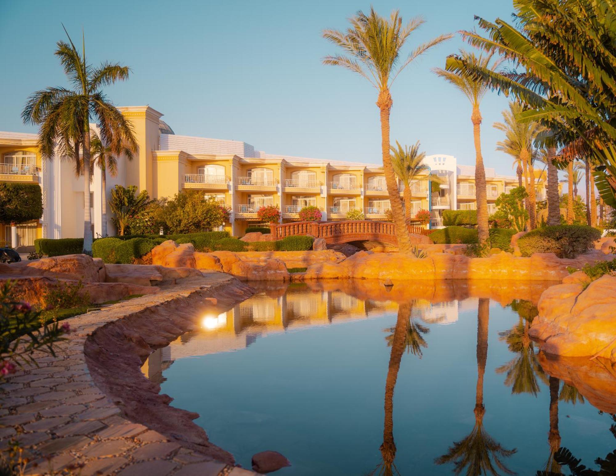 Palm Royale Resort - Soma Bay Bagian luar foto