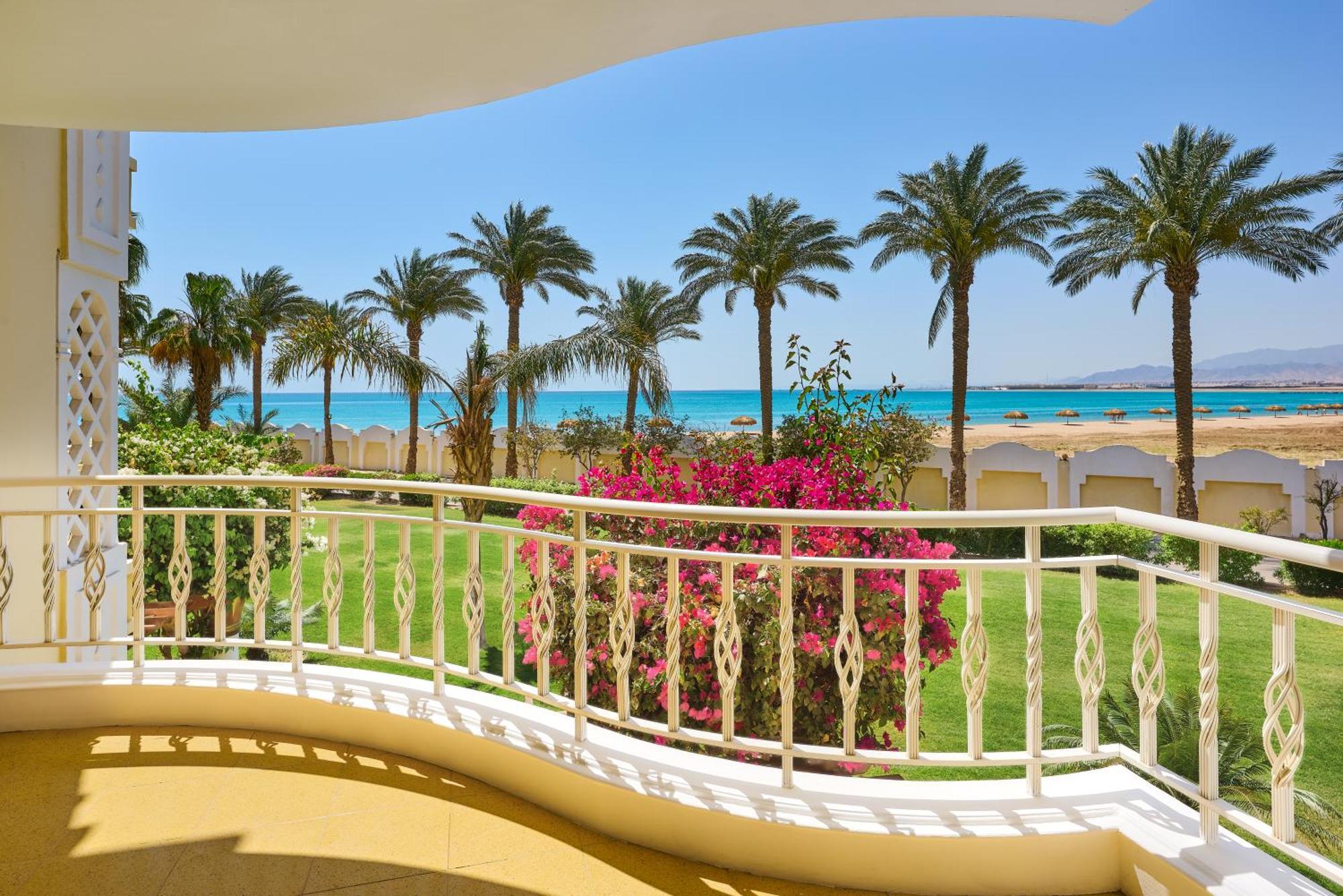 Palm Royale Resort - Soma Bay Bagian luar foto