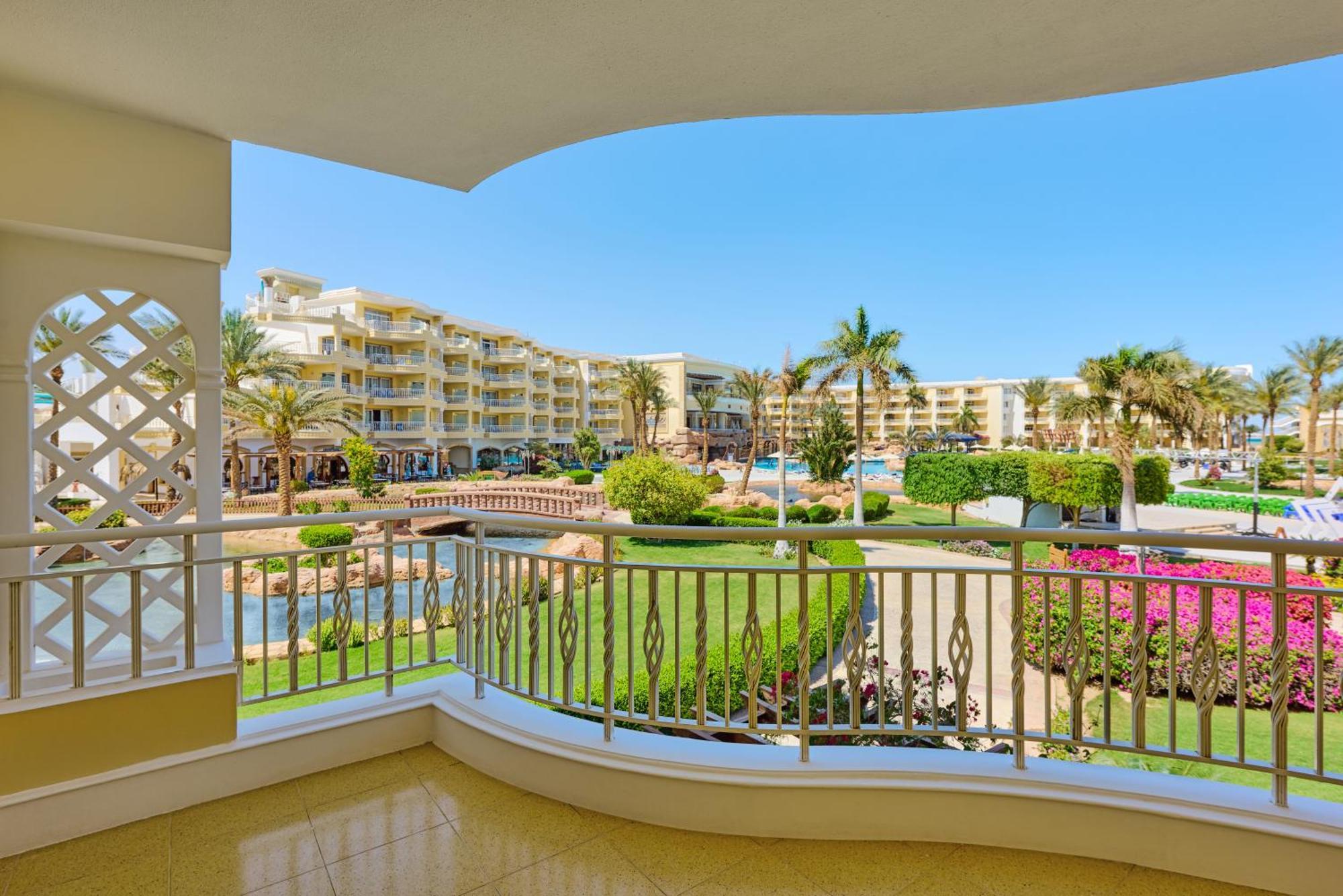 Palm Royale Resort - Soma Bay Bagian luar foto