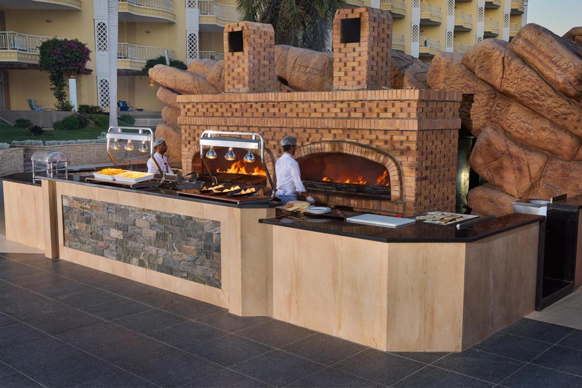 Palm Royale Resort - Soma Bay Bagian luar foto