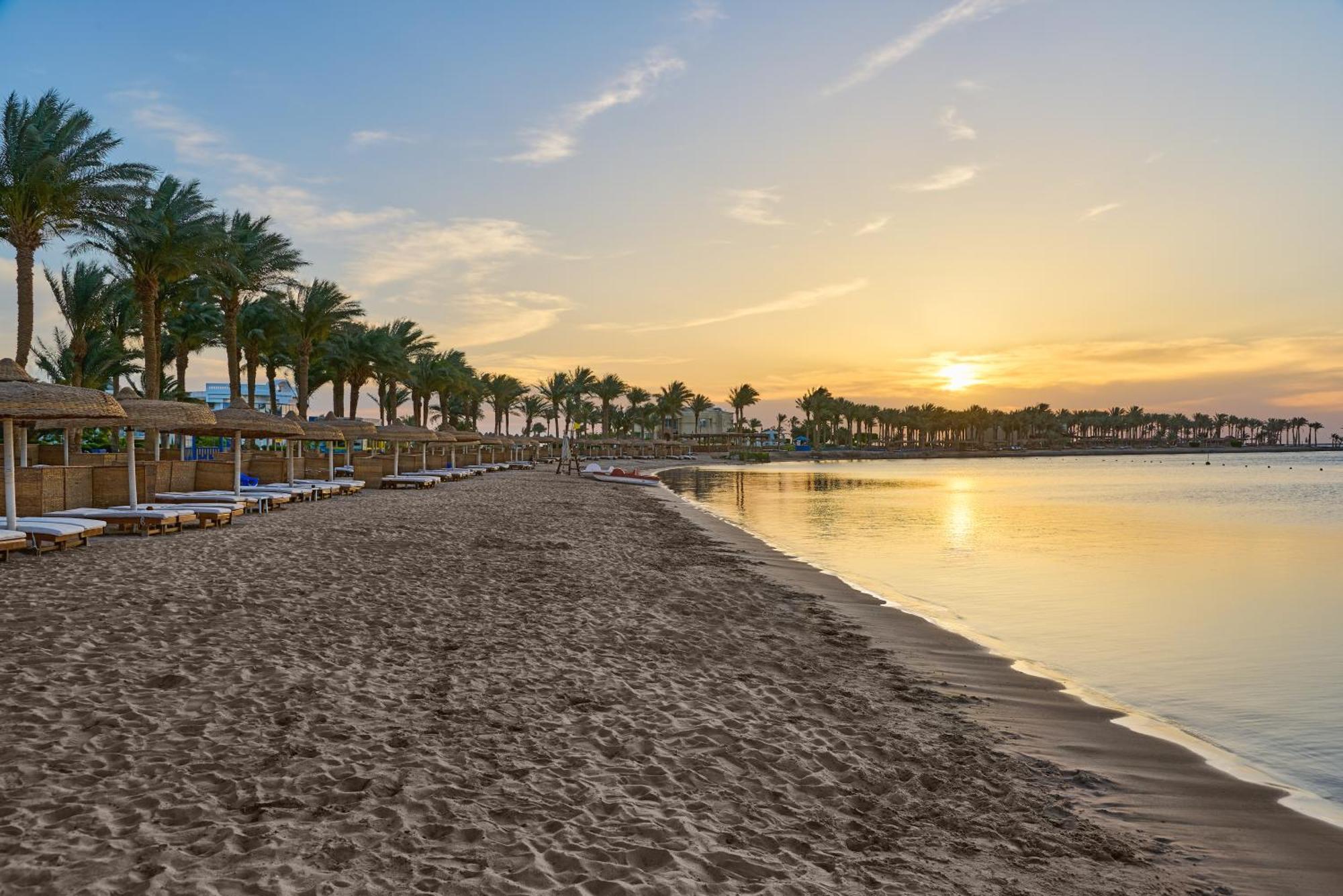 Palm Royale Resort - Soma Bay Bagian luar foto
